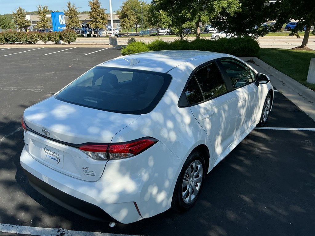 Used 2025 Toyota Corolla LE FWD image 13