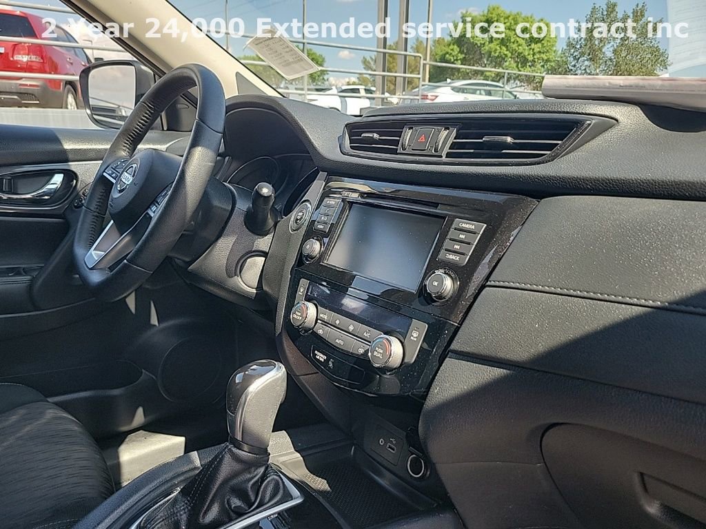 Used 2019 Nissan Rogue SV image 42