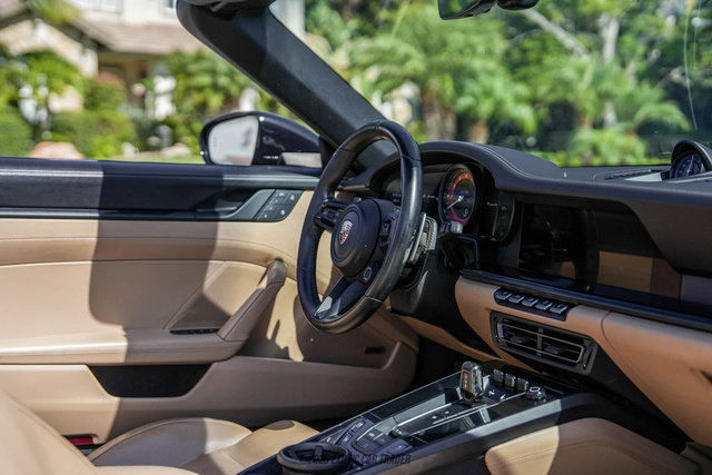 Used 2024 Porsche 911 Cabriolet image 35