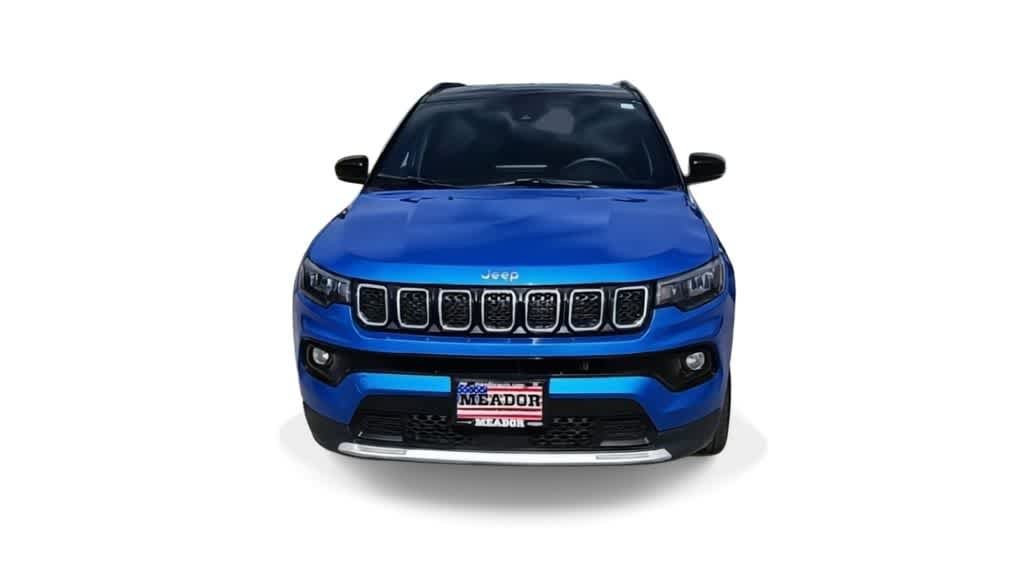 Used 2024 Jeep Compass Limited AWD/4WD image 3