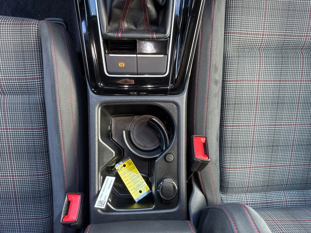 Used 2024 Volkswagen GTI SE image 34
