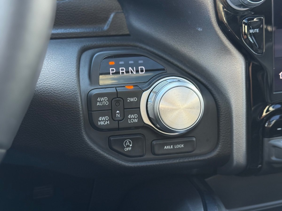 Used 2025 RAM 1500 Laramie w/ Sport Appearance Package AWD/4WD image 35