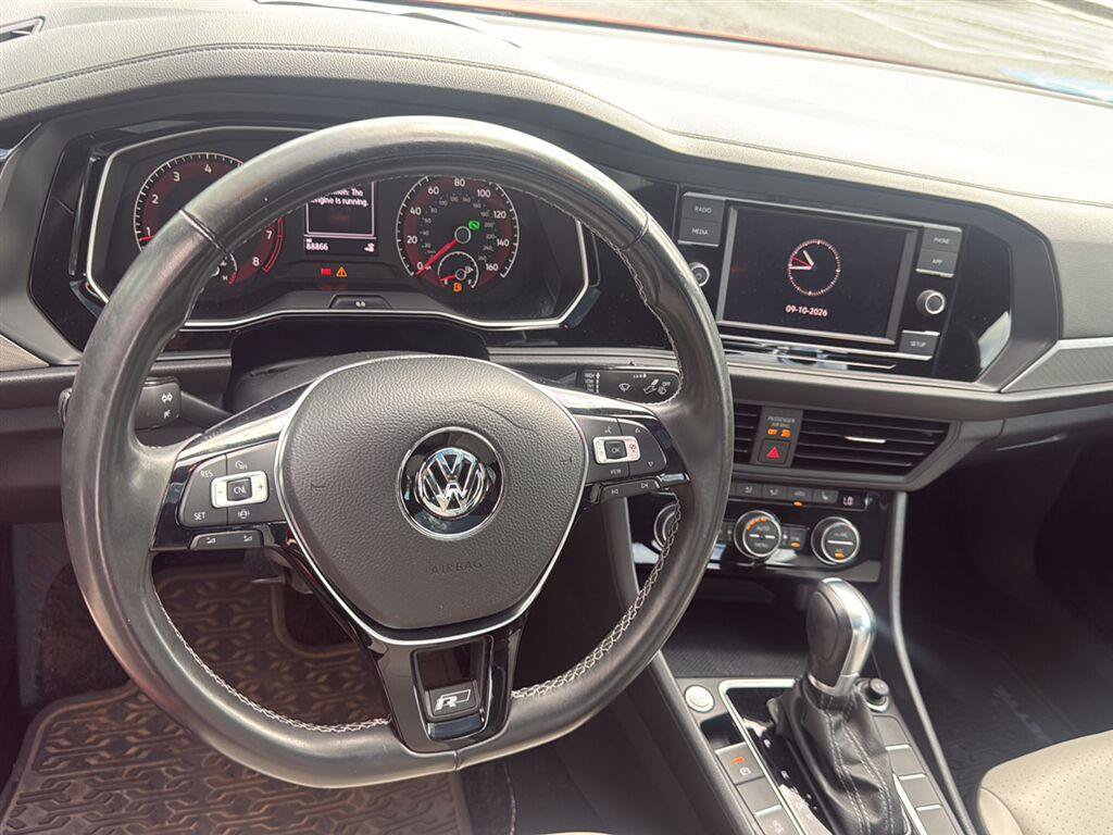 Used 2019 Volkswagen Jetta R-Line w/ R-Line Cold Weather Package FWD image 8