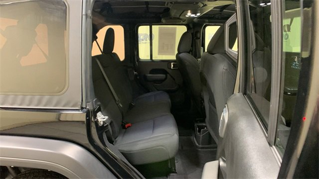 Used 2022 Jeep Wrangler Unlimited Sport image 14