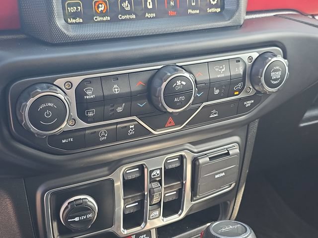 Used 2023 Jeep Gladiator Rubicon w/ Cold Weather Group AWD/4WD image 19