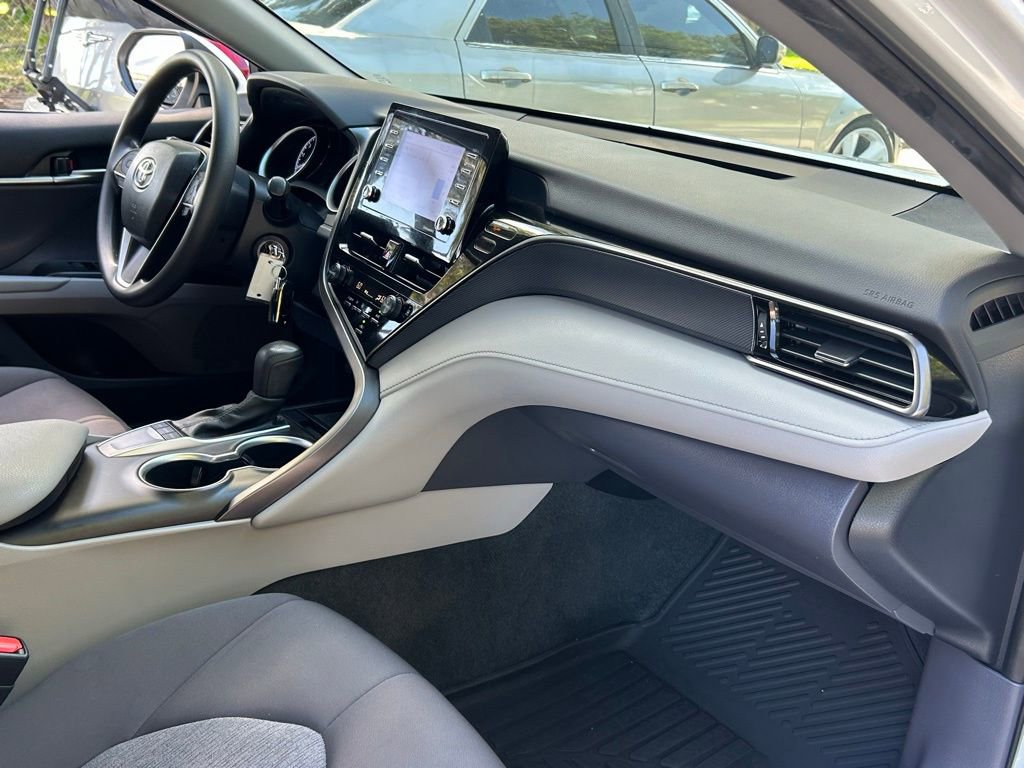 Used 2023 Toyota Camry LE image 30