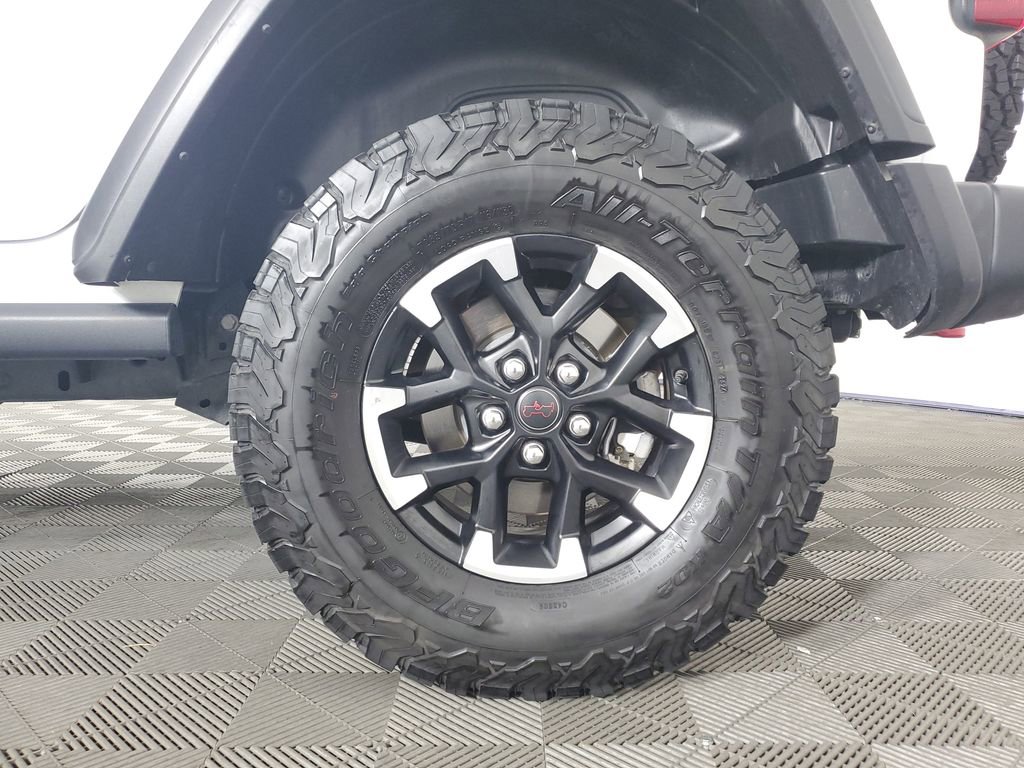 Used 2025 Jeep Wrangler Unlimited Rubicon AWD/4WD image 30