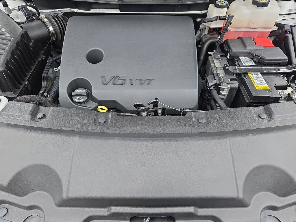 Used 2023 Chevrolet Traverse LT image 33