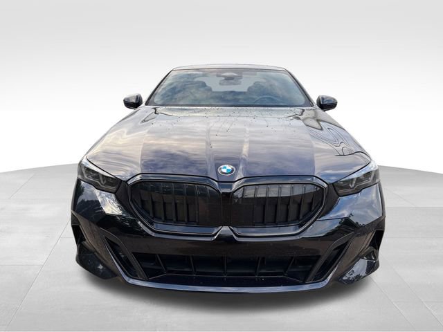 Used 2024 BMW 530i w/ M Sport Package RWD image 13