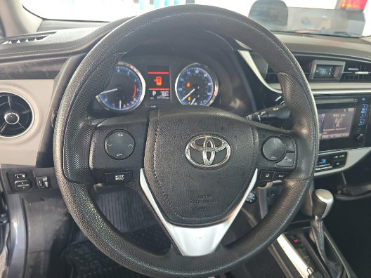 Used 2019 Toyota Corolla LE FWD image 5