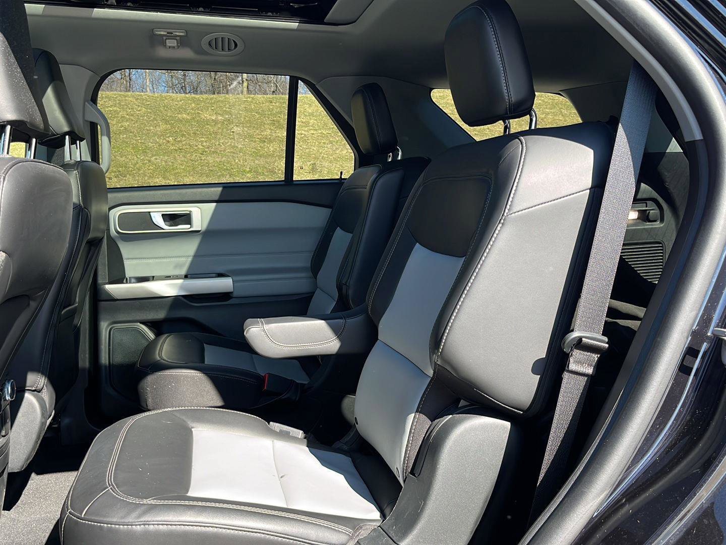 Used 2023 Ford Explorer XLT w/ Equipment Group 202A image 24