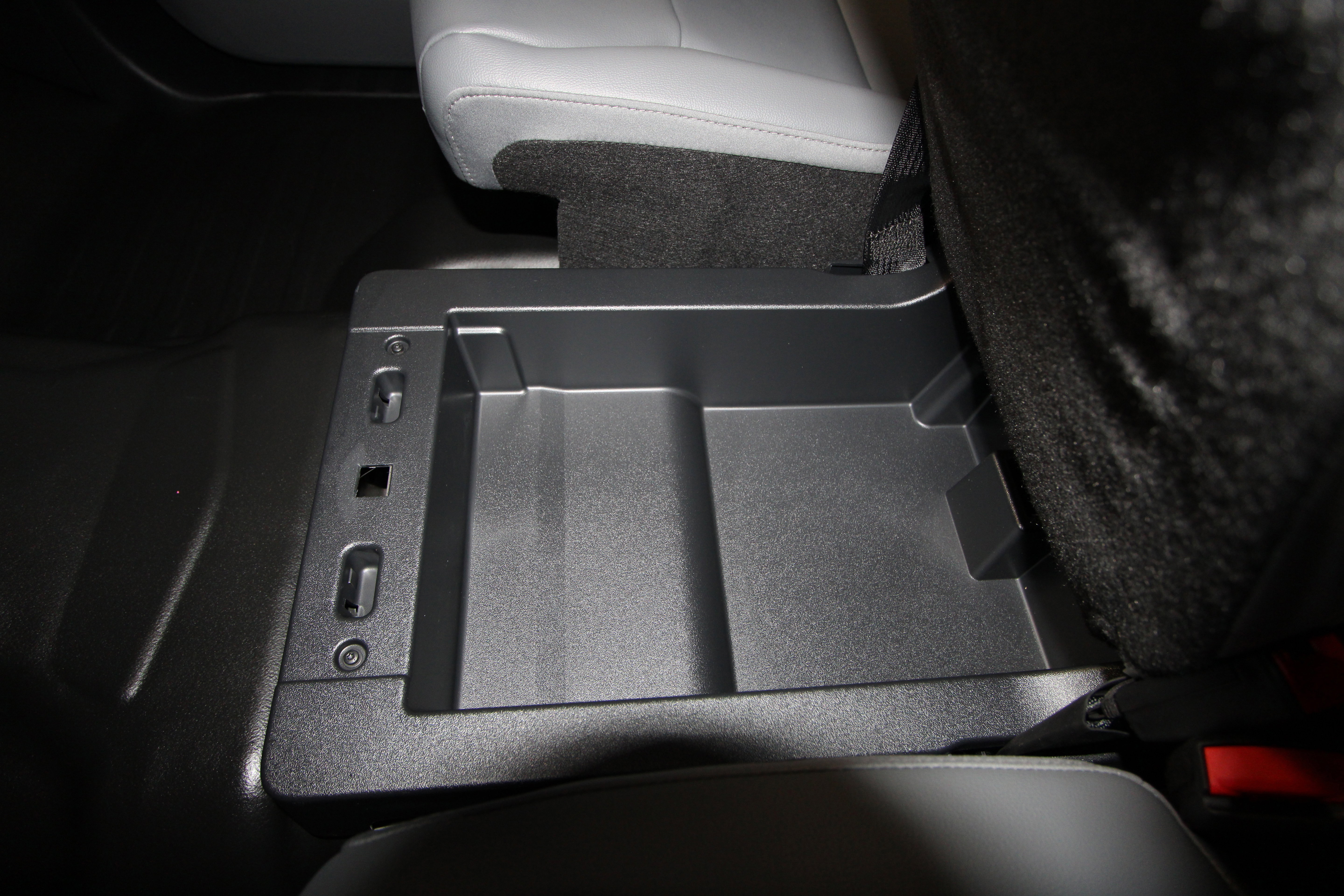 New 2025 Ford F150 XL w/ Equipment Group 103A High image 17