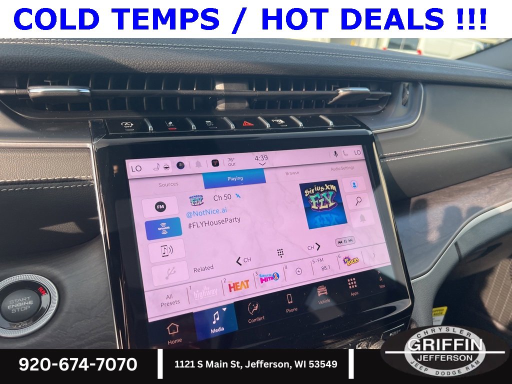 New 2025 Jeep Grand Cherokee Limited w/ Black Appearance Package image 23