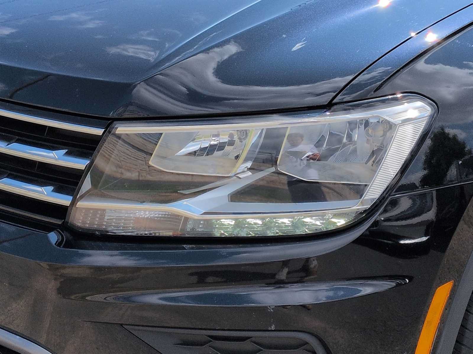 Used 2021 Volkswagen Tiguan S FWD image 11