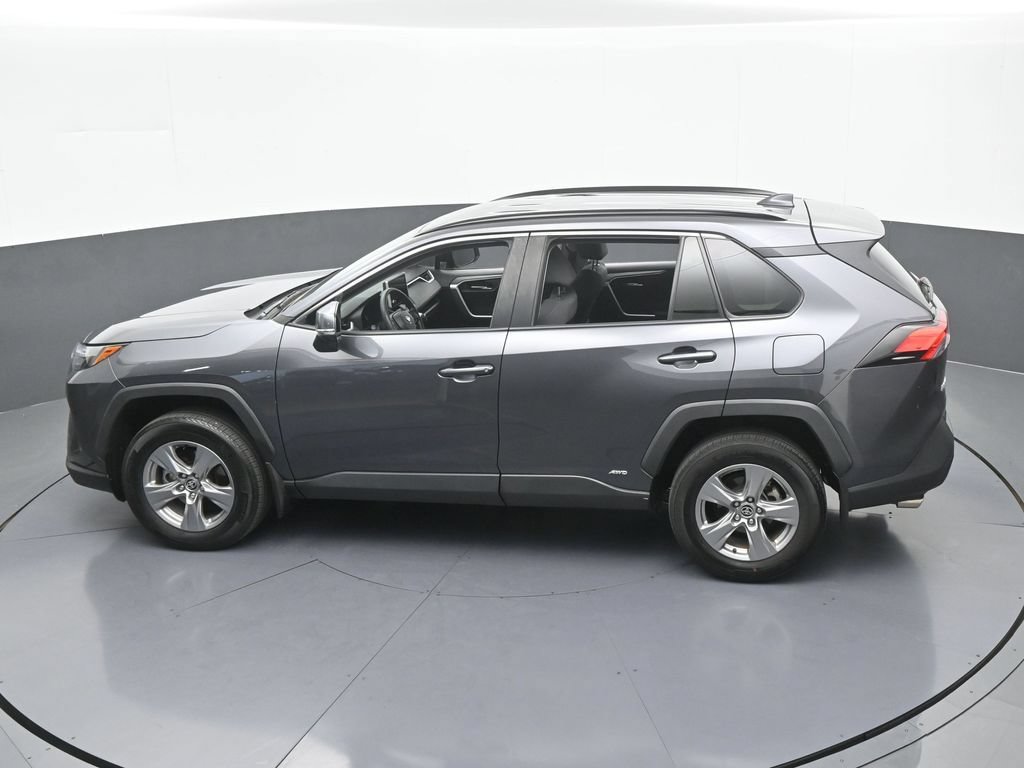 Used 2024 Toyota RAV4 XLE AWD/4WD image 42