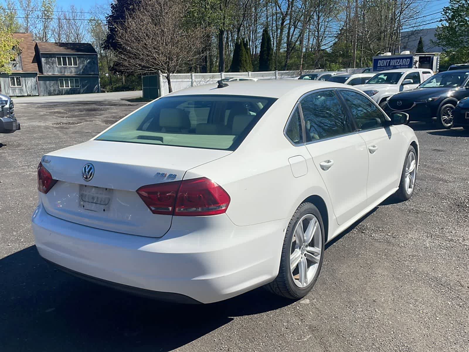 Used 2014 Volkswagen Passat 1.8T FWD image 8
