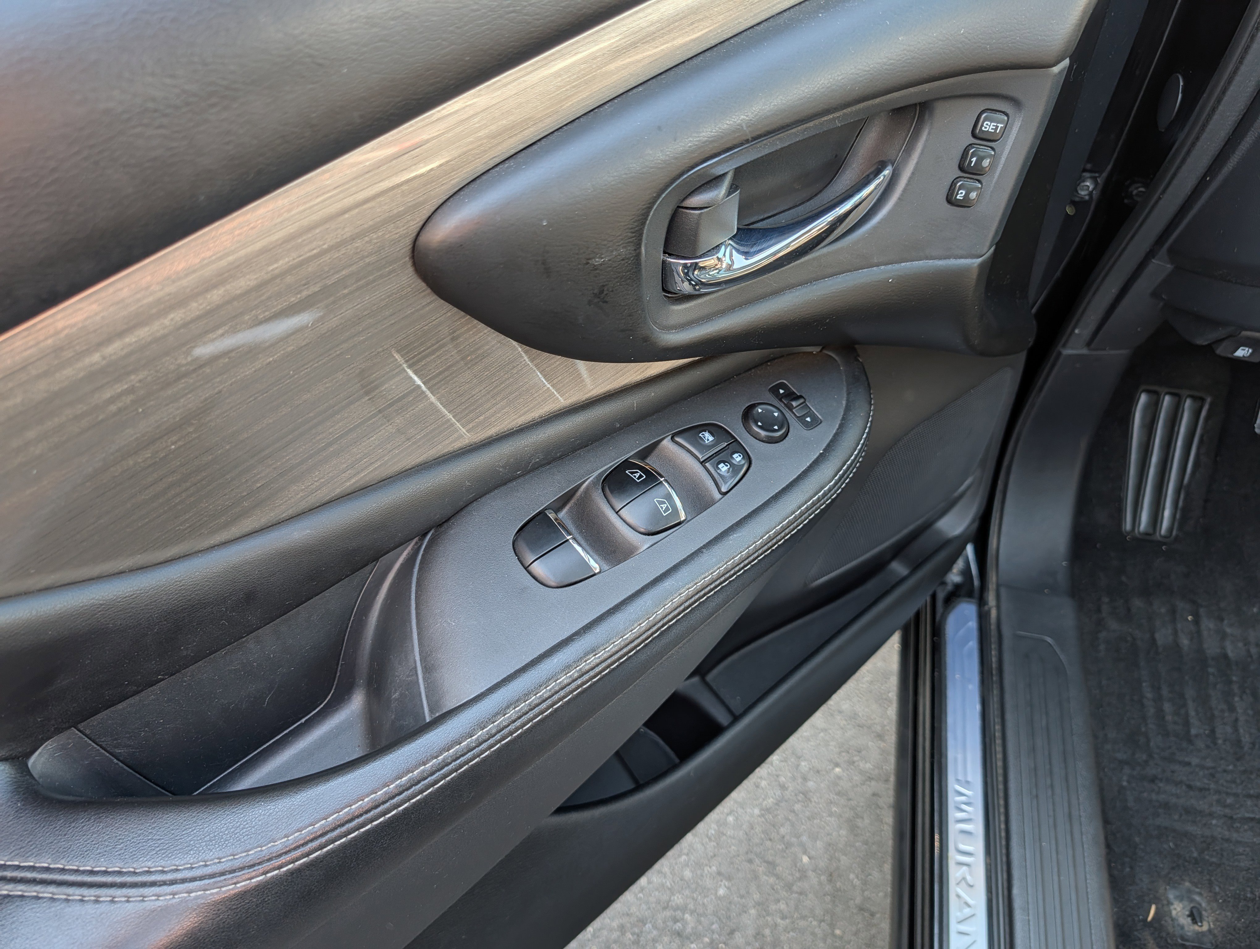 Used 2018 Nissan Murano SL w/ Moonroof Package AWD/4WD image 19
