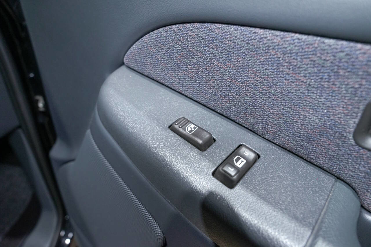 Used 2002 GMC Sierra 1500 SLE image 38