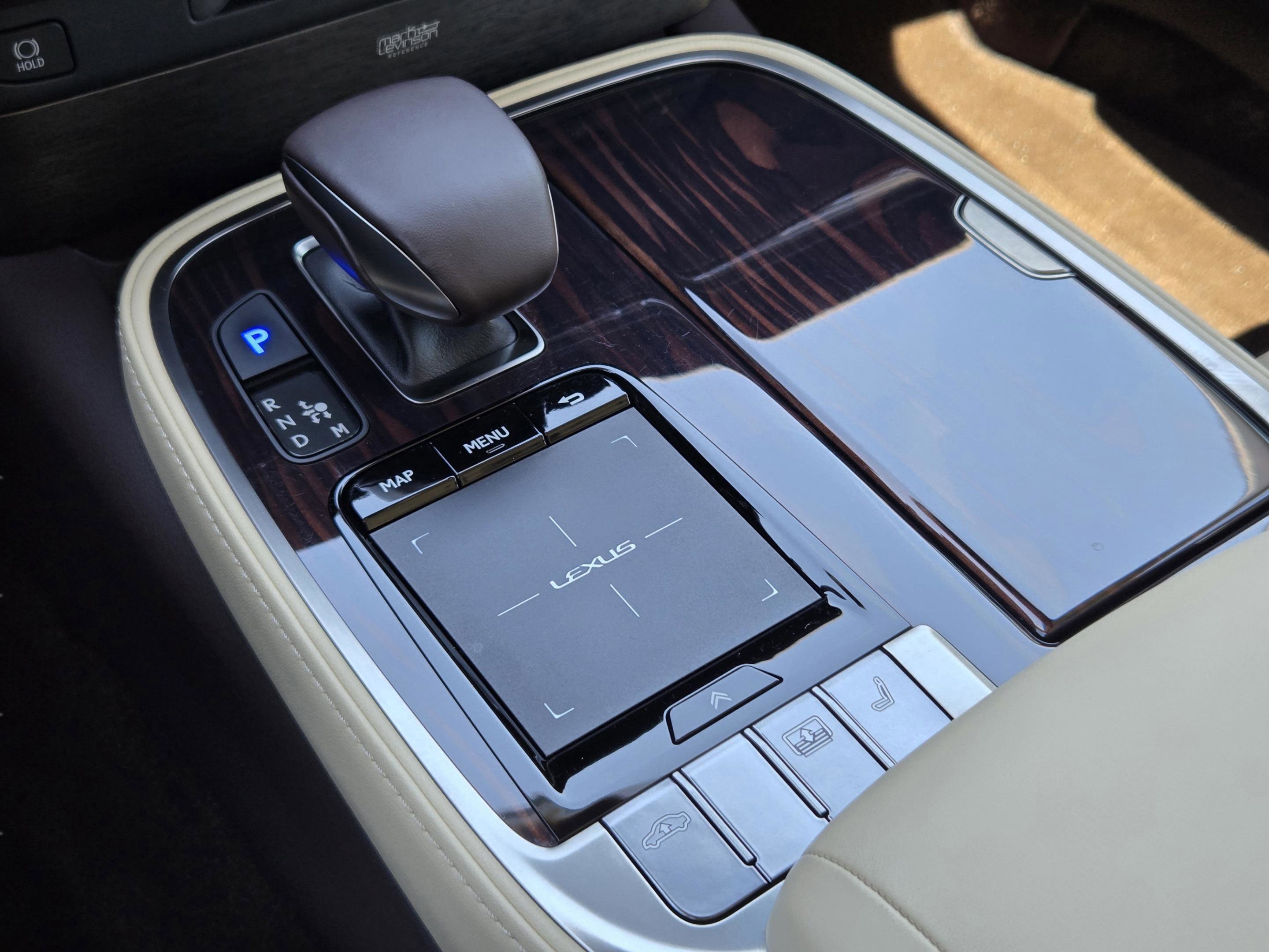 Used 2020 Lexus LS 500 w/ Interior Upgrade Package image 16