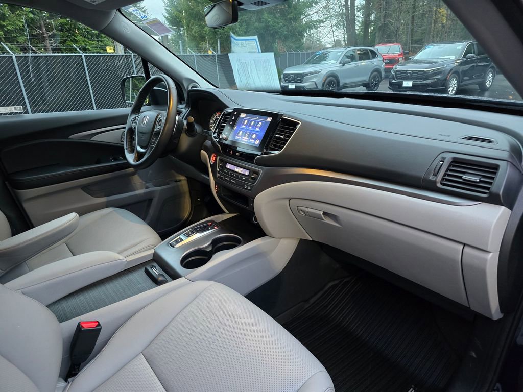 Certified 2023 Honda Ridgeline RTL image 4