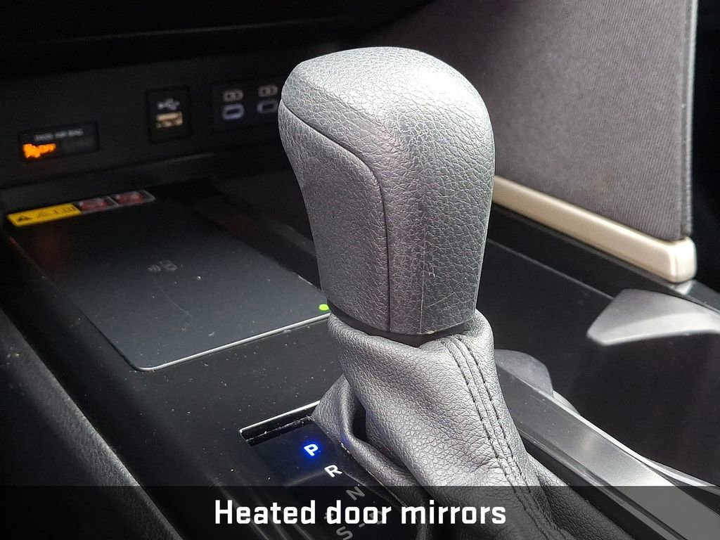 Used 2025 Toyota Camry LE image 17