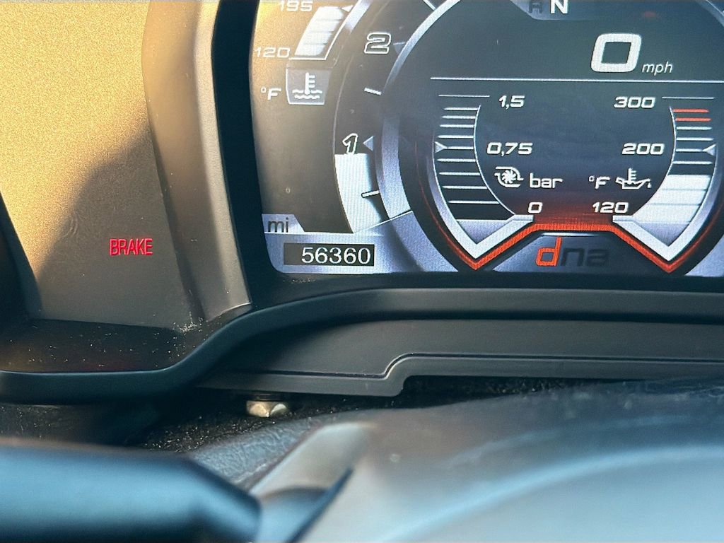 Used 2016 Alfa Romeo 4C Coupe w/ Convenience Group - Coupe image 30