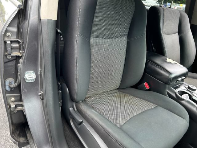 Used 2018 Nissan Pathfinder S AWD/4WD image 24