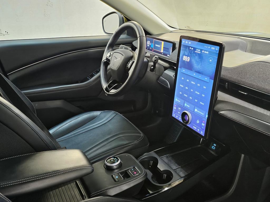 Used 2021 Ford Mustang Mach-E Premium image 9