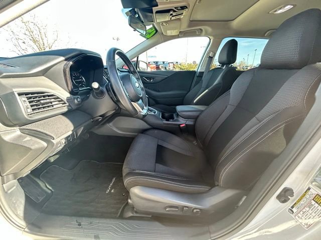 Used 2025 Subaru Outback Premium image 12