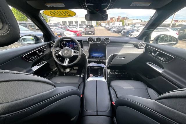 Used 2026 Mercedes-Benz GLC 300 4MATIC image 12