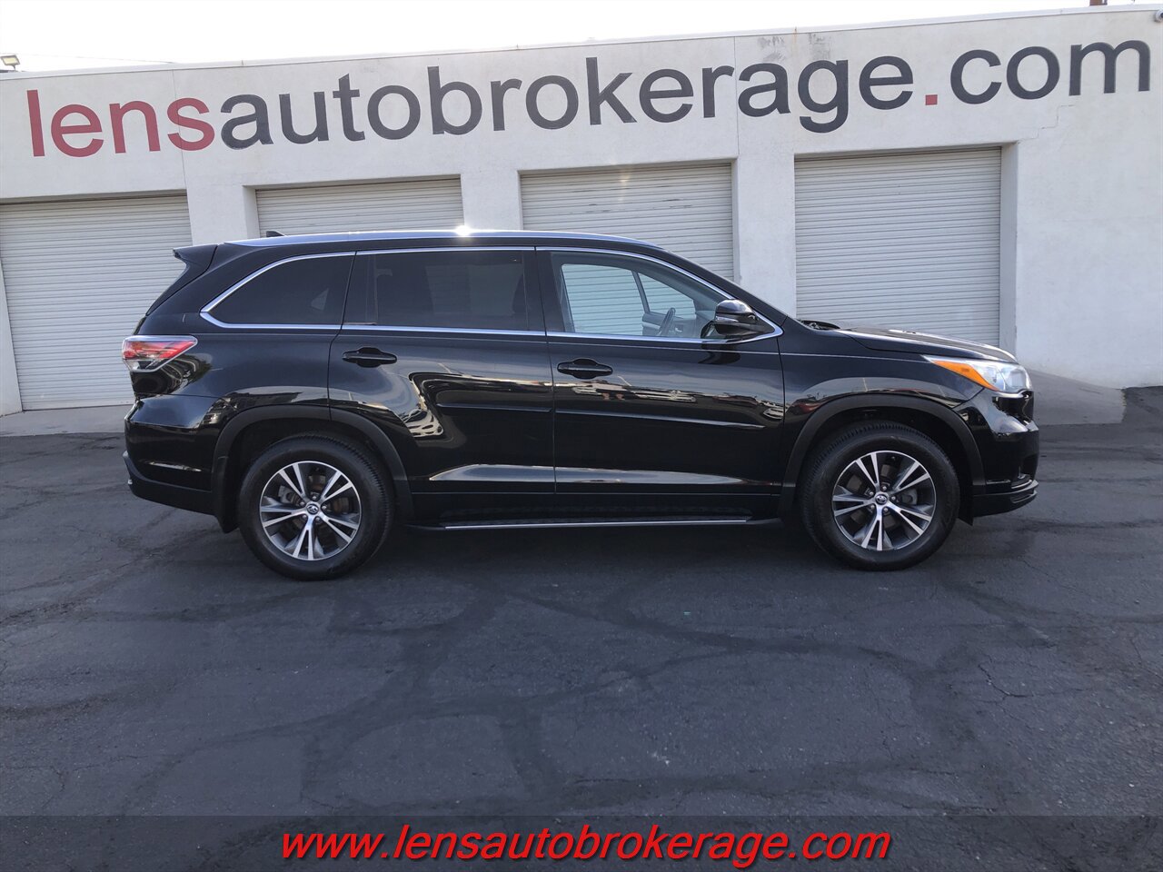Used 2016 Toyota Highlander XLE w/ Protection Package #3 AWD/4WD video 1