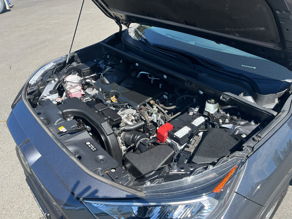 Used 2021 Toyota RAV4 XLE w/ Convenience Package AWD/4WD image 13