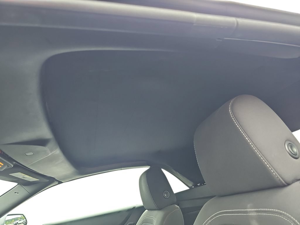 Used 2020 Chevrolet Camaro LT RWD image 29