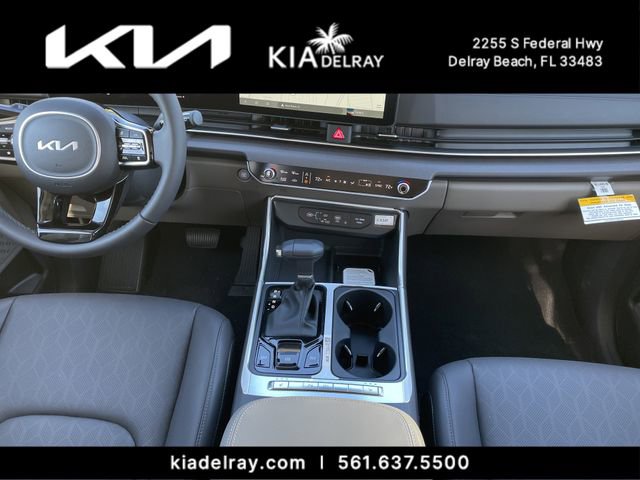 New 2026 Kia Carnival EX image 13