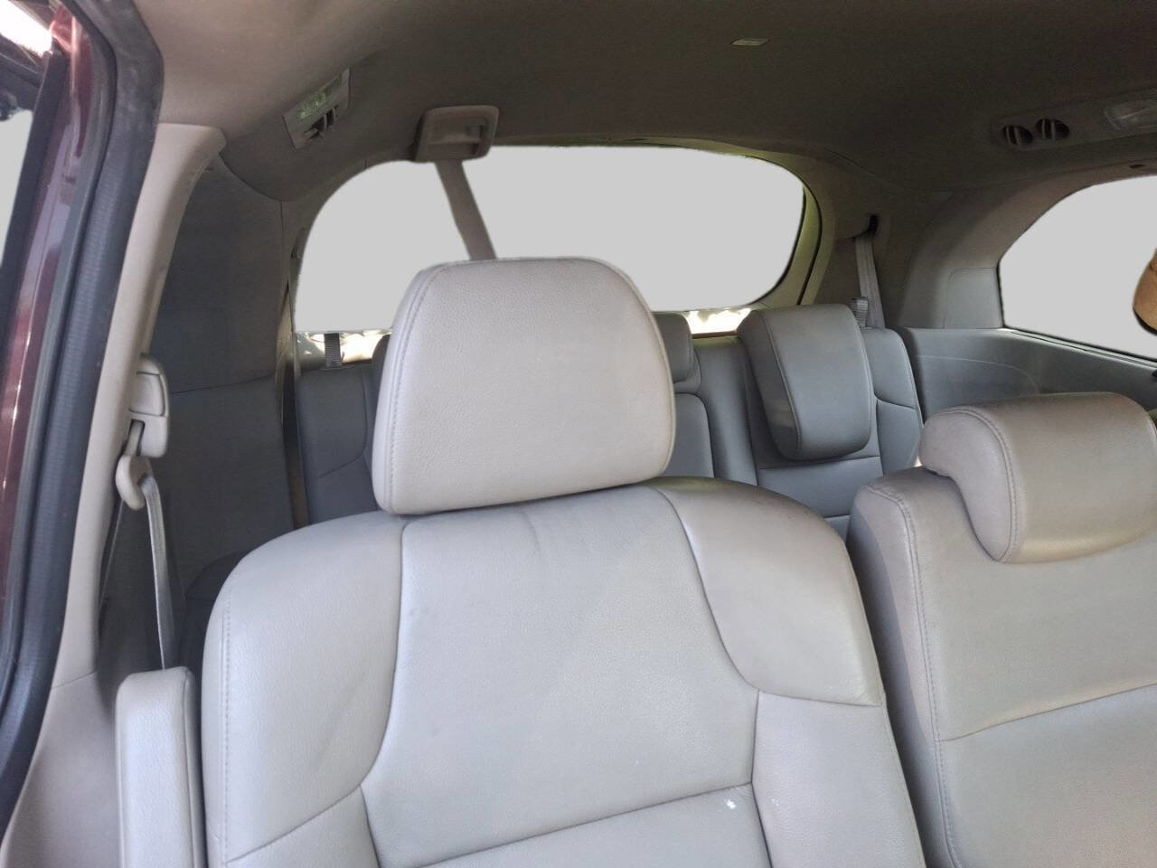 Used 2014 Honda Odyssey Touring Elite image 15