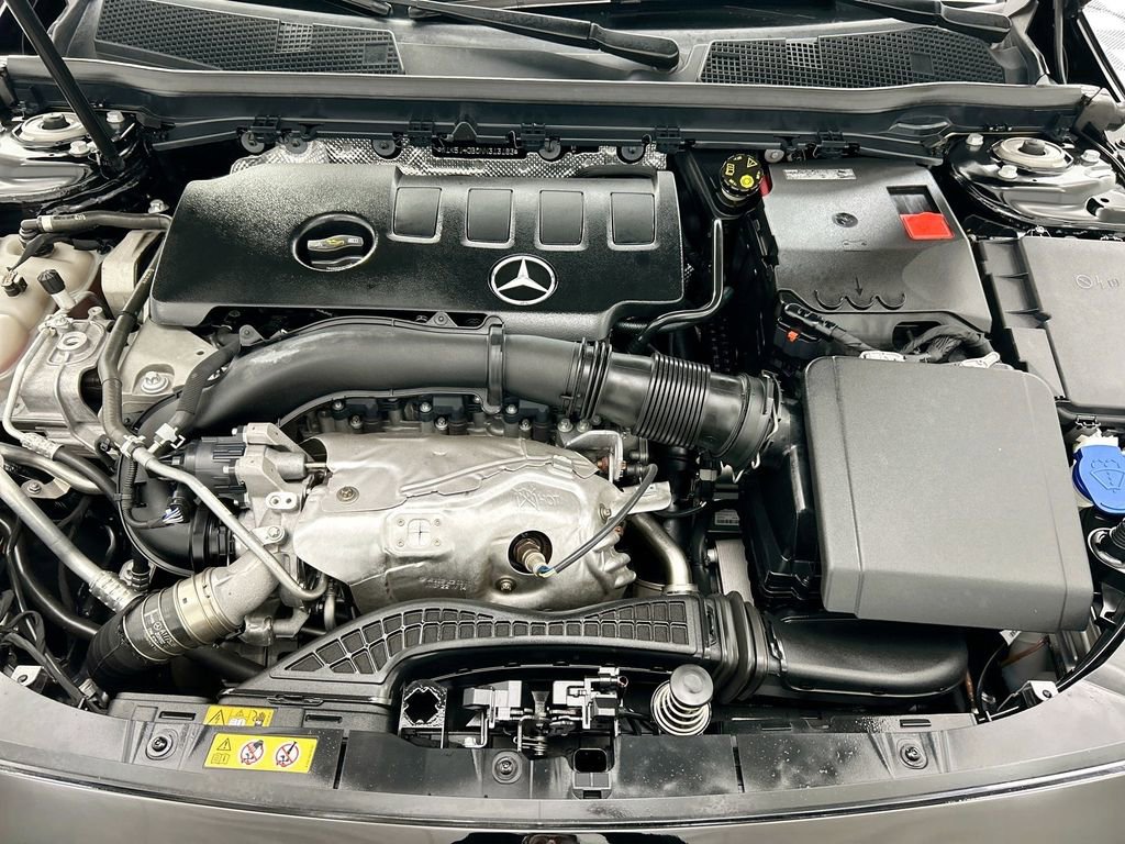 Certified 2022 Mercedes-Benz CLA 250 image 28