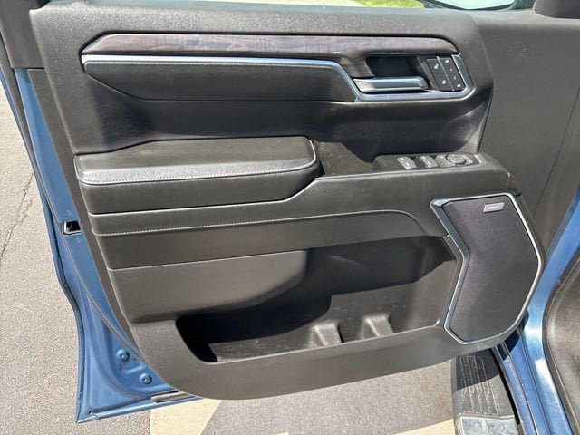 Certified 2024 Chevrolet Silverado 1500 LTZ w/ Technology Package AWD/4WD image 10