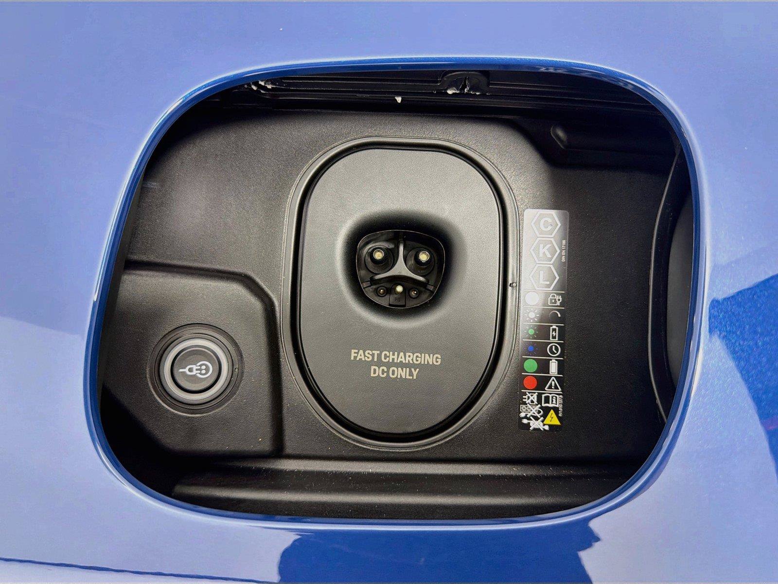 New 2026 Porsche Cayenne Electric Coupe AWD/4WD image 28