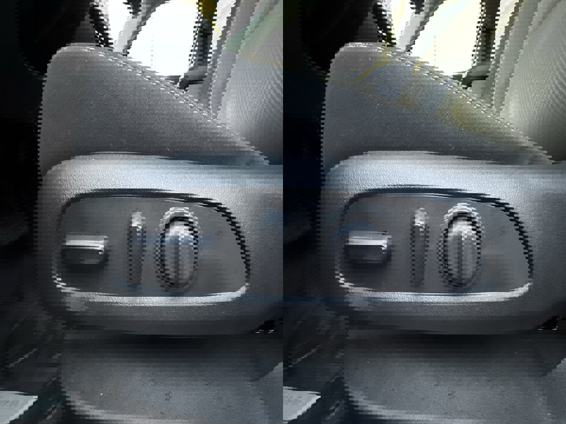 Used 2023 Chevrolet Blazer LT w/ Convenience Package image 12