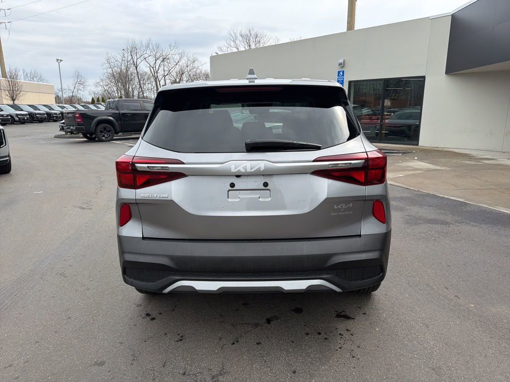 Certified 2022 Kia Seltos LX image 7