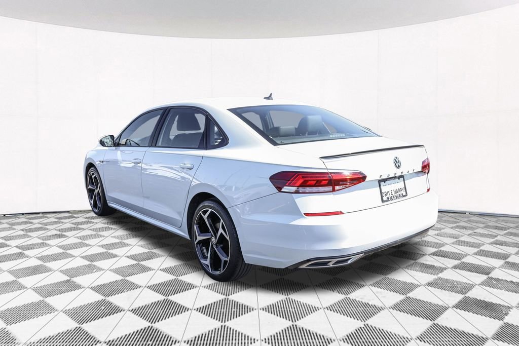 Used 2021 Volkswagen Passat 2.0T R-Line image 7