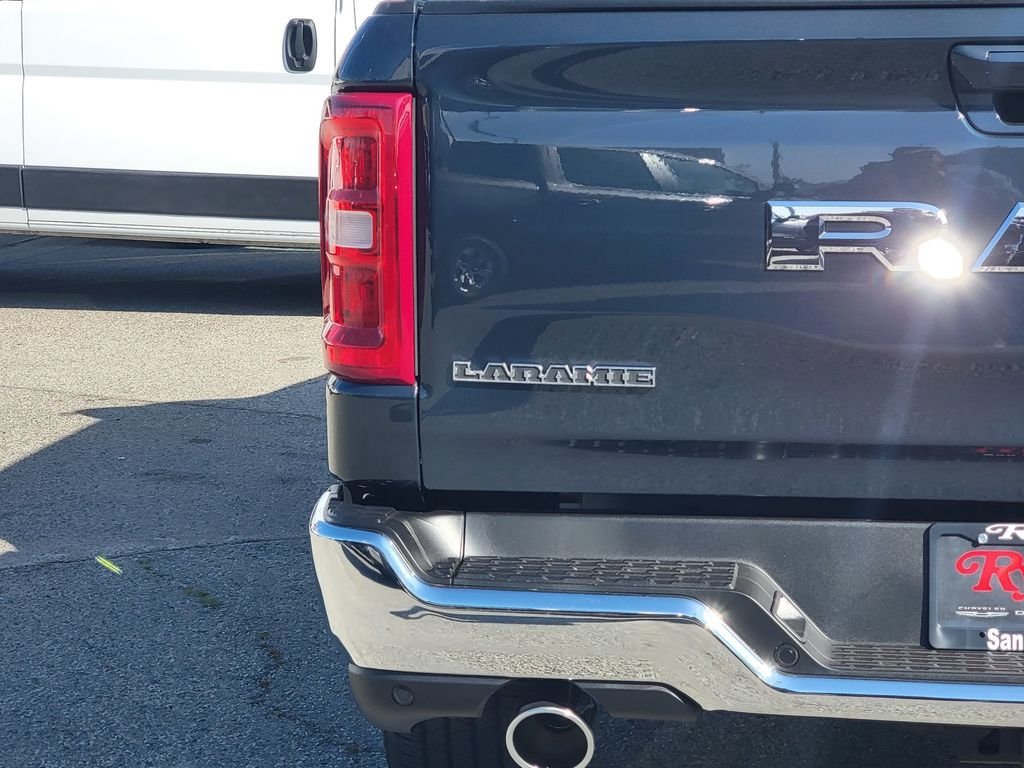 New 2026 RAM 1500 Laramie AWD/4WD image 6