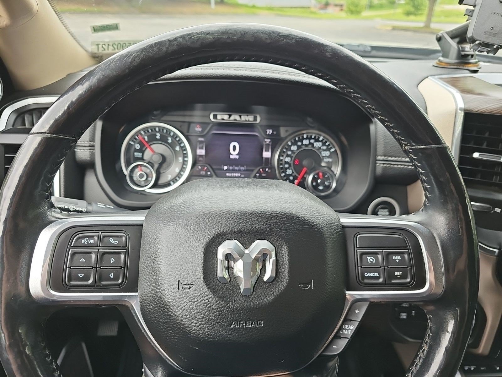Used 2019 RAM 2500 Laramie AWD/4WD image 22