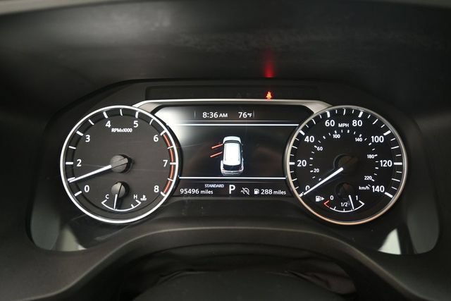 Used 2023 Nissan Rogue SL FWD image 9