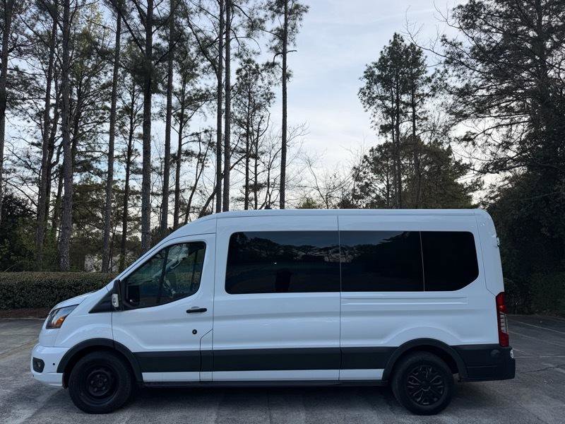 Used 2024 Ford Transit 350 XLT RWD image 4