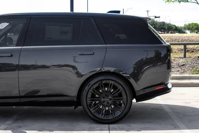 New 2026 Land Rover Range Rover Long Wheelbase Autobiography AWD/4WD image 14