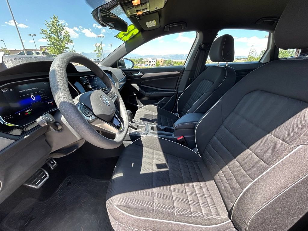 Used 2023 Volkswagen Jetta Sport FWD image 12