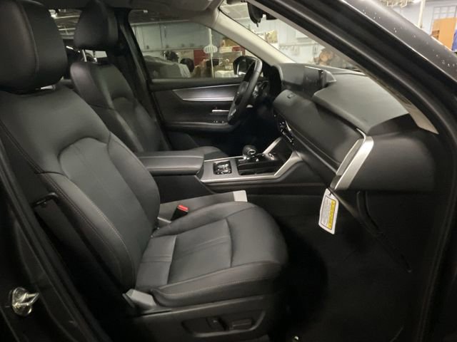 Used 2024 MAZDA CX-90 Plug-In Hybrid w/ Preferred image 30