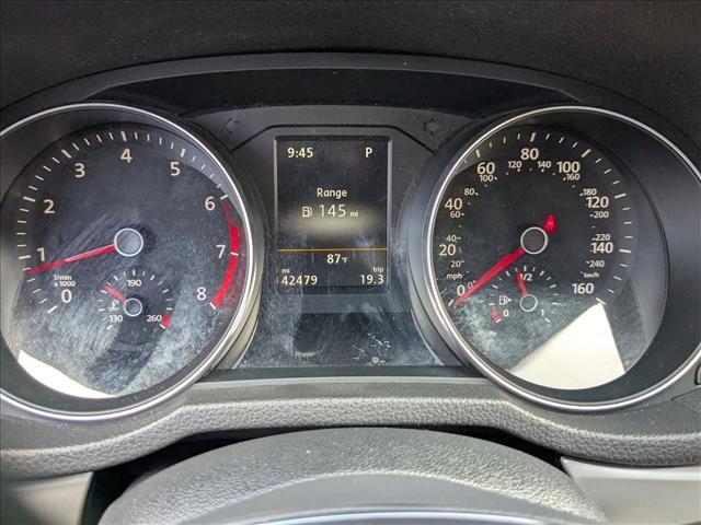 Used 2019 Volkswagen Passat 2.0T Wolfsburg w/ Wheels & Sunroof Package image 11