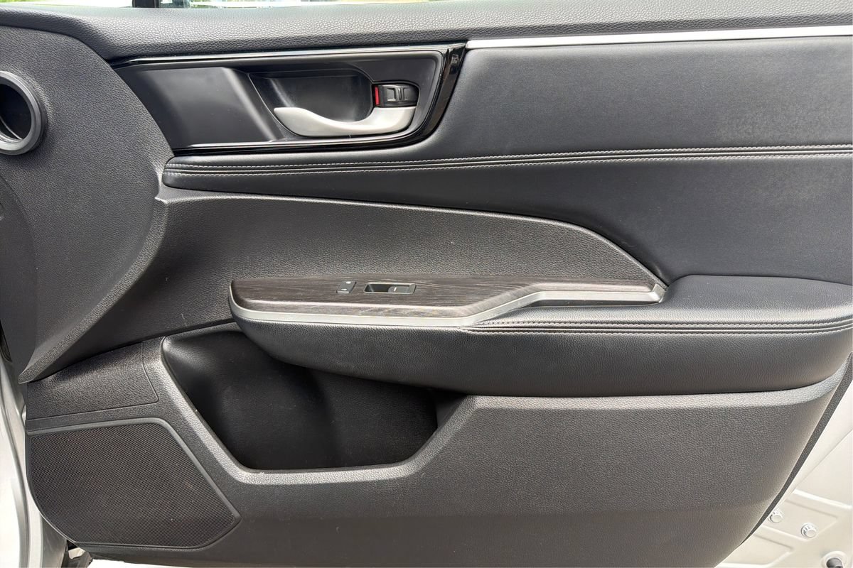 Used 2018 Honda Clarity Plug-In Hybrid image 20
